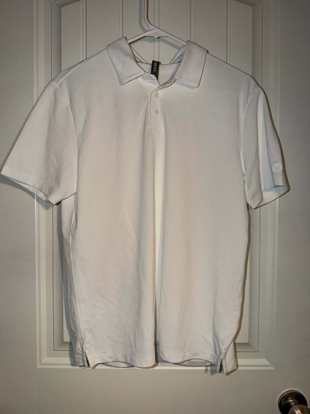 Vuori Men's Short Sleeve Performance Polo Shirt in White